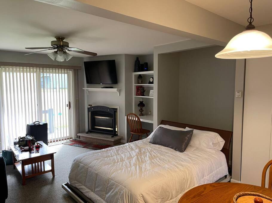 Skiing, Hiking, Village Of Eville Mtn Escape Ellicottville Exterior foto