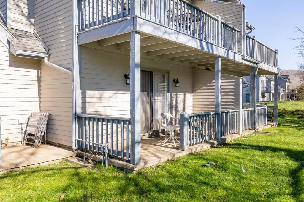 Skiing, Hiking, Village Of Eville Mtn Escape Ellicottville Exterior foto